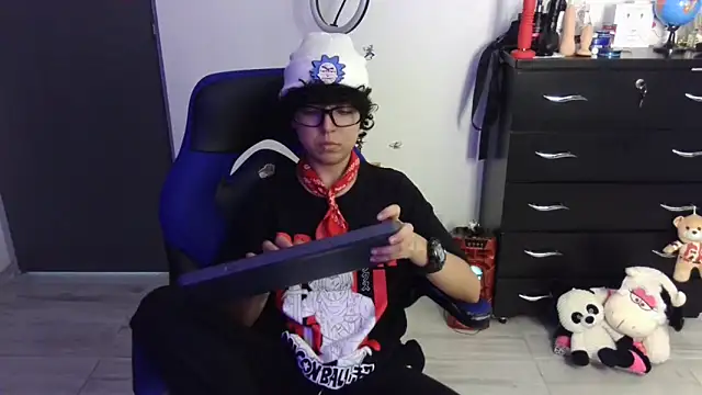 thomascooper7 online show from 04.24.26