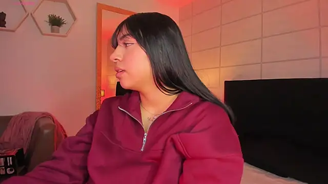 Christine Laam online show from 01.06.26