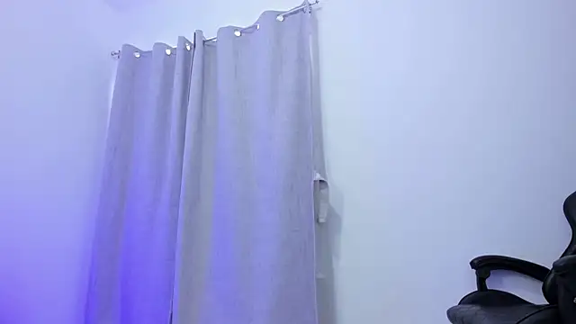 Snapshot of Michaelferrel chatting on 12.26.24 Michaelferrel online show from 12.26.24