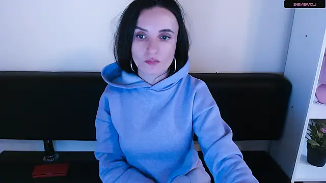 Snapshot of LaimaV_ chatting on 01.05.25 LaimaV online show from 01.05.25