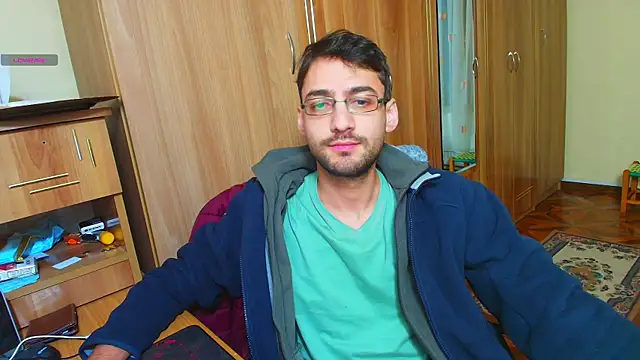 Snapshot of HungEddy chatting on 12.31.24 HungEddy online show from 12.31.24