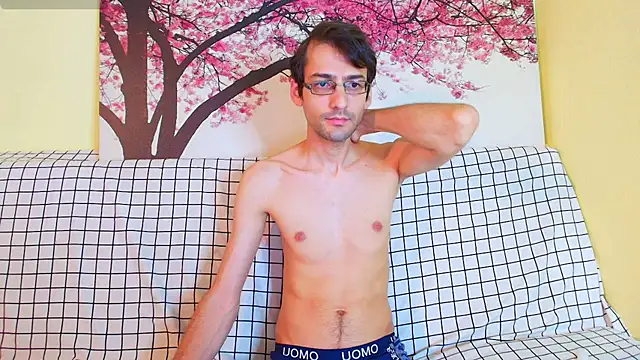 Snapshot of HungEddy chatting on 09.09.25 HungEddy online show from 09.09.25