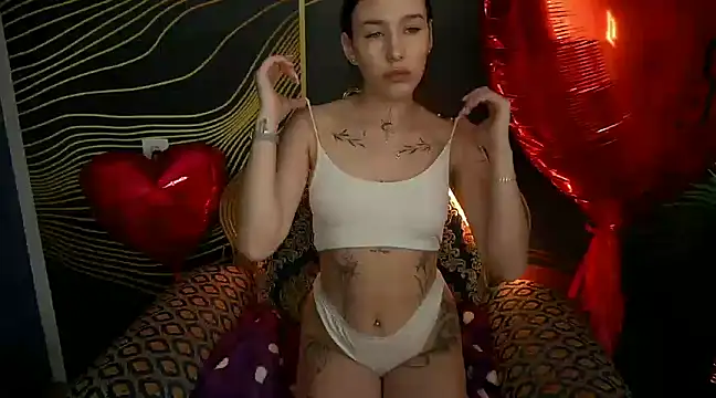 NikkiGoldSide online show from 03.01.25