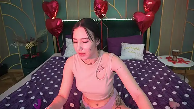 NikkiGoldSide online show from 03.02.25