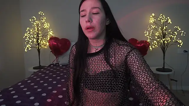 NikkiGoldSide online show from 03.12.25