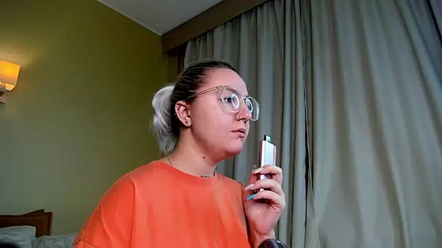 Debbie Taylor online show from 12.07.24