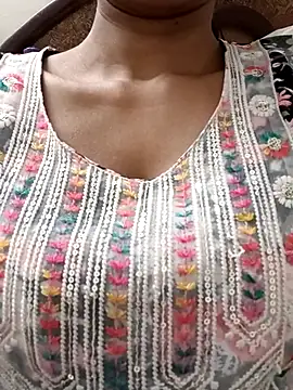 Rajni-Mehra online show from 03.05.25