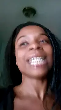 Snapshot of miamiworld chatting on 02.16.25 miamiworld online show from 02.16.25