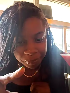 Snapshot of miamiworld chatting on 03.11.25 miamiworld online show from 03.11.25