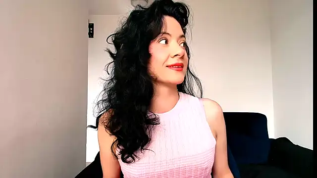 miabeautyxx online show from 04.06.26