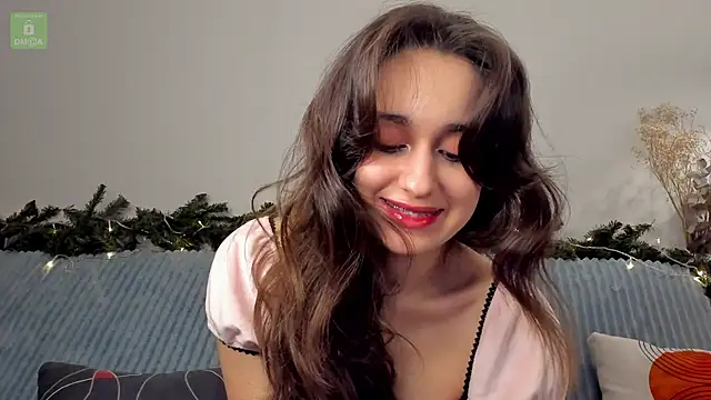 erika hoiree online show from 12.21.24