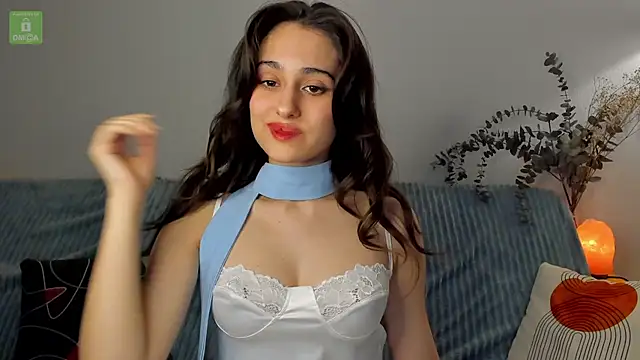 erika hoiree online show from 01.22.25