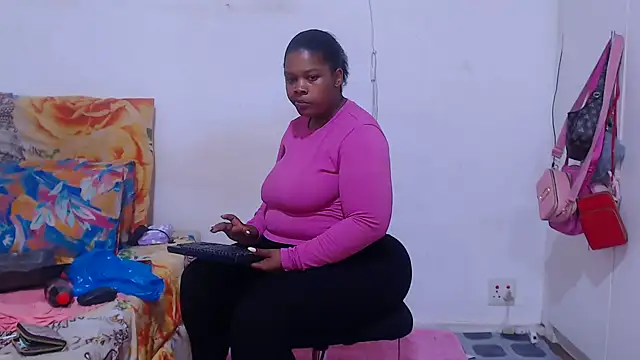 BigbootyNickyx online show from 03.05.26