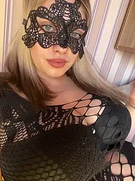 Snapshot of 69Laura696 chatting on 02.09.25 69Laura696 online show from 02.09.25