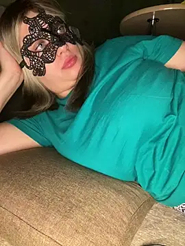 Snapshot of 69Laura696 chatting on 02.13.25 69Laura696 online show from 02.13.25