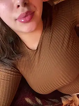 Snapshot of 69Laura696 chatting on 03.06.25 69Laura696 online show from 03.06.25