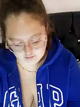 Chloee ep online show from 01.12.25