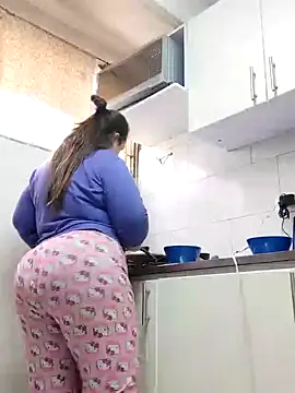 Chloee ep online show from 02.08.25