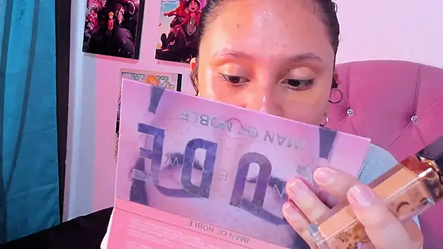 Snapshot of Mila_nixon02 chatting on 09.20.25 Mila nixon02 online show from 09.20.25