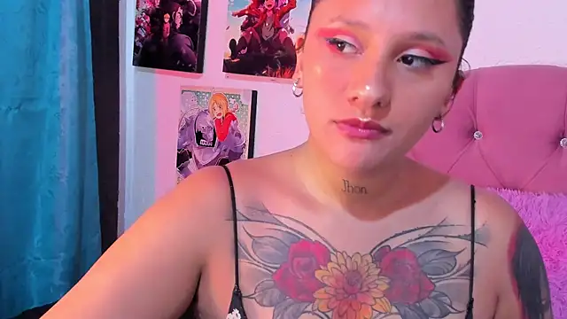 Snapshot of Mila_nixon02 chatting on 10.08.25 Mila nixon02 online show from 10.08.25