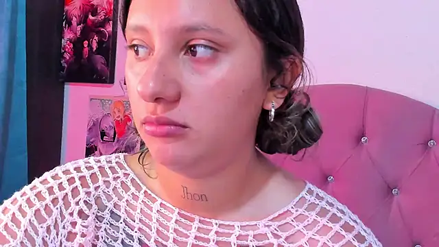 Snapshot of Mila_nixon02 chatting on 10.13.25 Mila nixon02 online show from 10.13.25