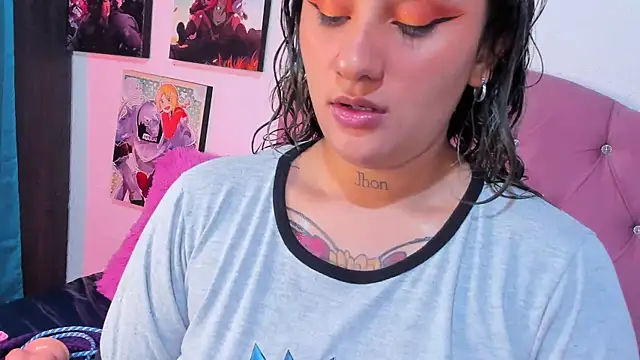 Snapshot of Mila_nixon02 chatting on 10.19.25 Mila nixon02 online show from 10.19.25