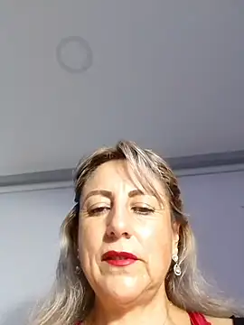 almaluna7 online show from 10.17.25