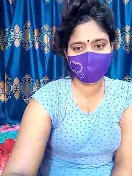 Hot Maleka online show from 02.18.25