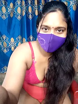 Hot Maleka online show from 03.19.25