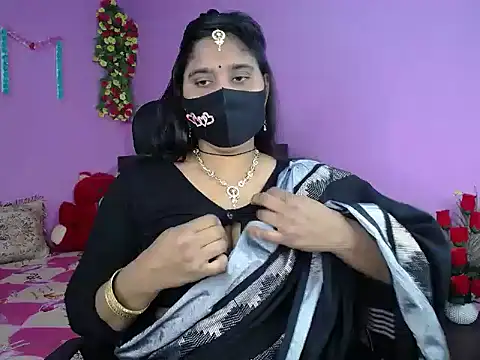 Snapshot of Hot_Maleka chatting on 02.09.26 Hot Maleka online show from 02.09.26