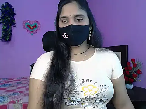 Hot Maleka online show from 04.05.26