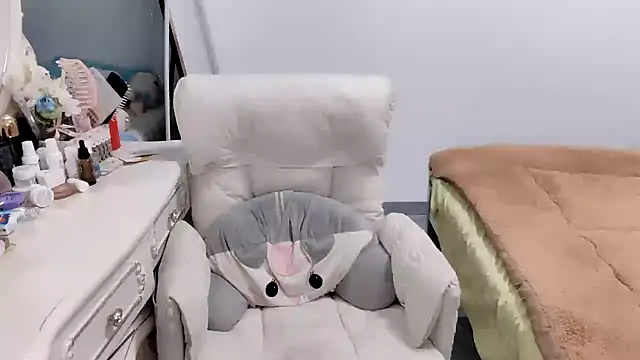 Snapshot of Ailisha66 chatting on 02.14.25 Ailisha66 online show from 02.14.25