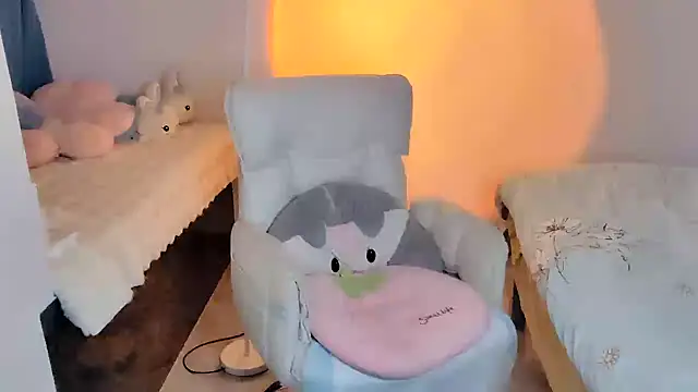 Snapshot of Ailisha66 chatting on 03.19.25 Ailisha66 online show from 03.19.25