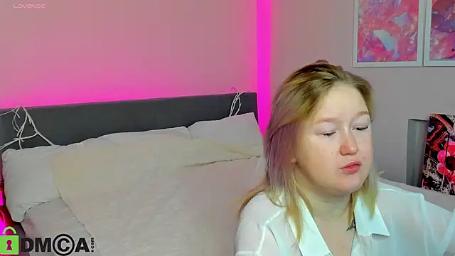 Sara Robinson online show from 10.13.25