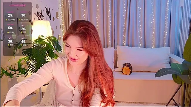 Snapshot of Annaa_Banana chatting on 11.21.25 Annaa Banana online show from 11.21.25