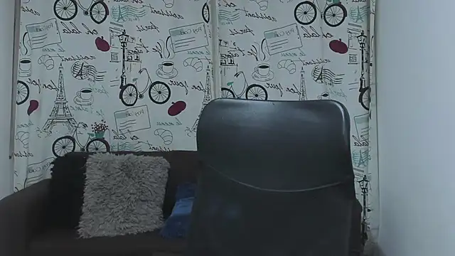 DanaaRey online show from 10.15.25