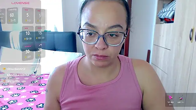 Snapshot of miia-big1boobs_ chatting on 01.23.25 miia-big1boobs online show from 01.23.25