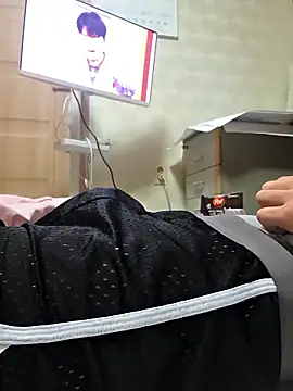 Snapshot of ghghag chatting on 02.08.26 ghghag online show from 02.08.26