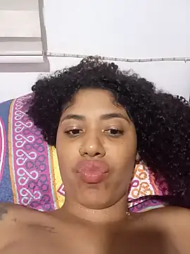 Snapshot of charlotteone chatting on 01.25.25 charlotteone online show from 01.25.25