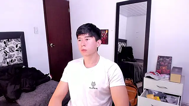 Snapshot of setsuna10 chatting on 02.03.25 setsuna10 online show from 02.03.25