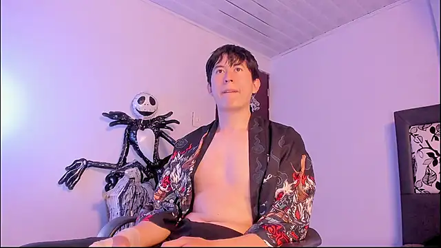 Snapshot of setsuna10 chatting on 11.06.25 setsuna10 online show from 11.06.25