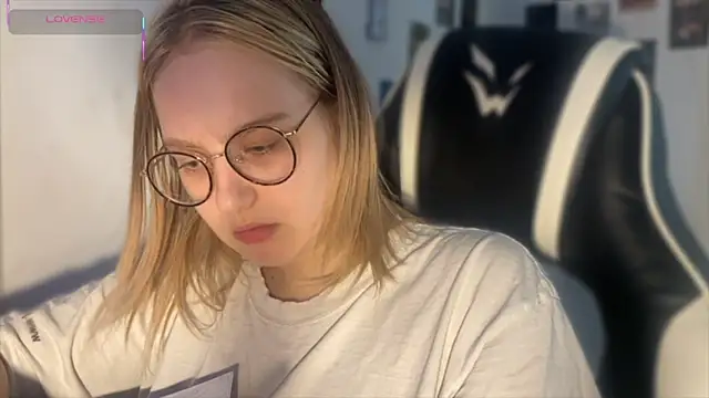 JacyWinslat online show from 09.16.25