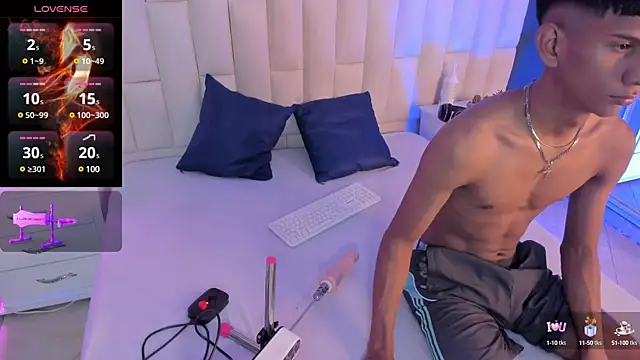 Nick Collins18 online show from 02.15.25