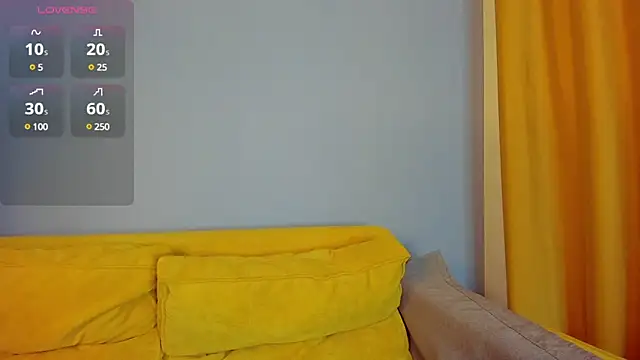 Snapshot of Little_Chips chatting on 01.20.25 Little Chips online show from 01.20.25