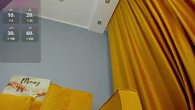 Snapshot of Little_Chips chatting on 02.10.25 Little Chips online show from 02.10.25