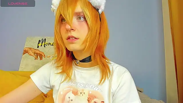 Snapshot of Little_Chips chatting on 03.06.25 Little Chips online show from 03.06.25