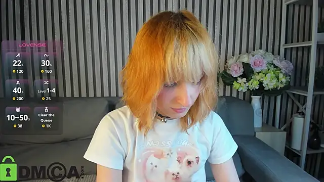 Snapshot of Little_Chips chatting on 09.21.25 Little Chips online show from 09.21.25