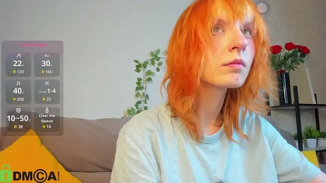 Snapshot of Little_Chips chatting on 11.10.25 Little Chips online show from 11.10.25