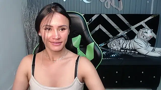 Snapshot of allison_a1 chatting on 02.04.25 allison a1 online show from 02.04.25