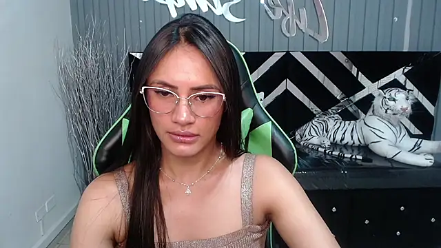 Snapshot of allison_a1 chatting on 03.15.25 allison a1 online show from 03.15.25